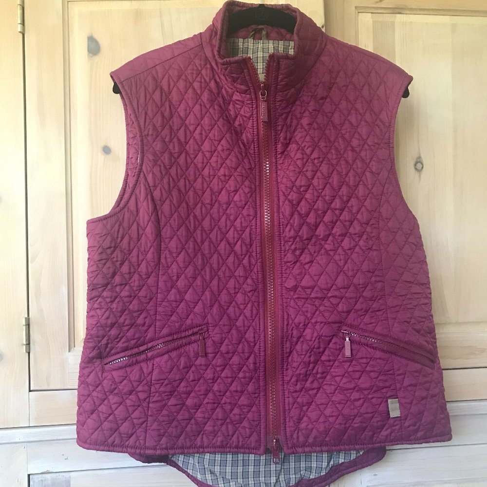 Barbour Quilted Vest in Deep Berry